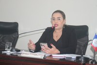 Adrienne Cidade apresenta indicação que proíbe nomeação em cargo público de pessoas que agredirem idosos