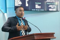 Charles Meireles realiza iluminação de campo de futebol na zona rural de Manicoré com recursos próprios 