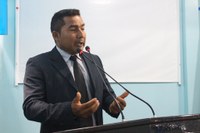 Charles Meireles solicita motor bomba, gerador de energia e reforma de escola na zona rural de Manicoré