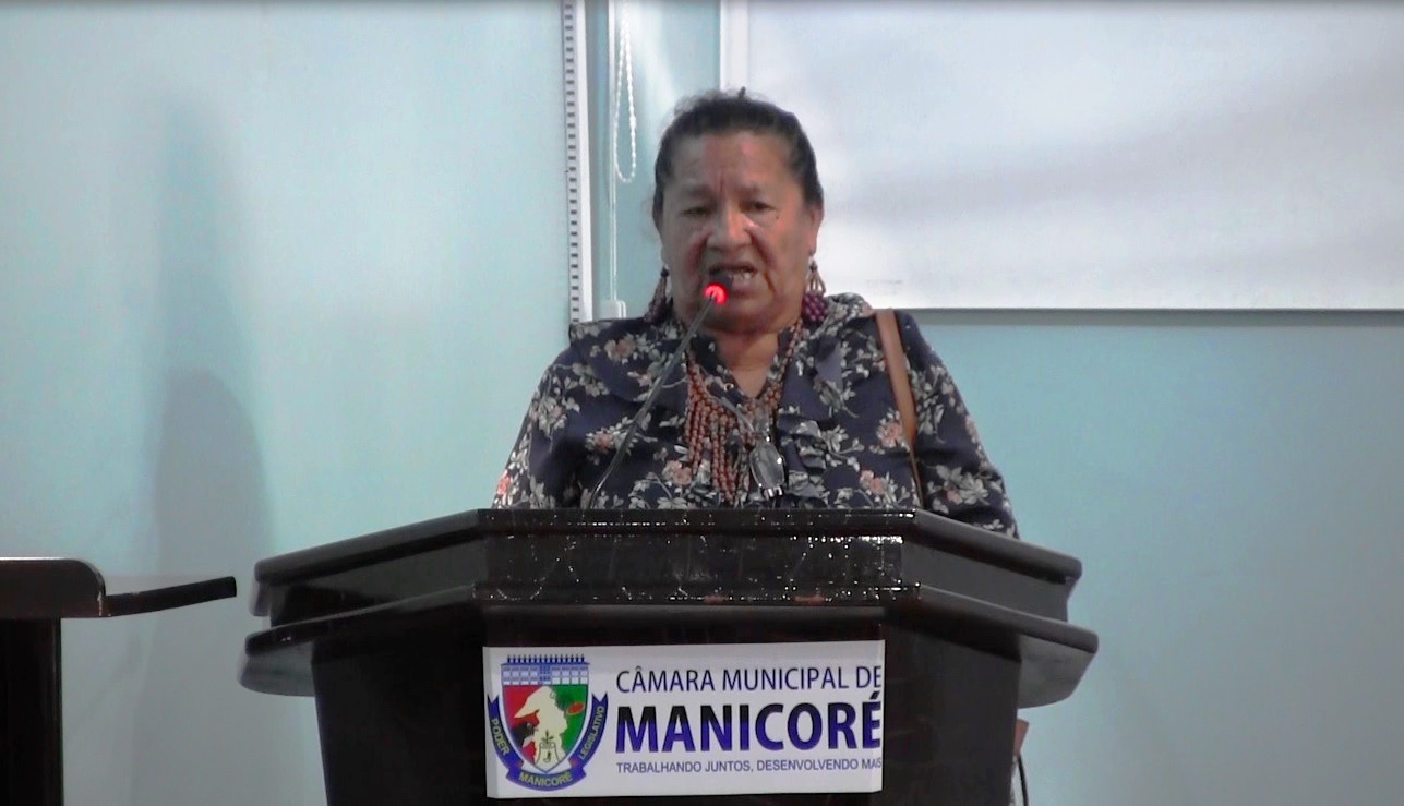 Cultura indígena do rio Mataurá é exposta em livro apresentada na Câmara de Manicoré