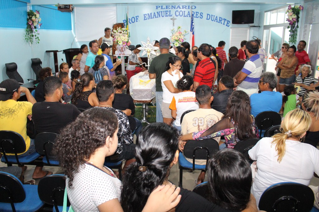 Ex-vereador Zé Prestes tem corpo velado na Câmara de Manicoré