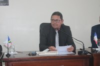 Luiz Nazareno solicita informações sobre o reajuste do piso nacional do Magistério