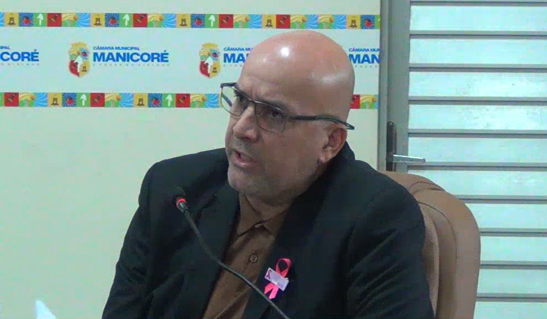 Michelzão apresenta requerimentos pedindo informações 