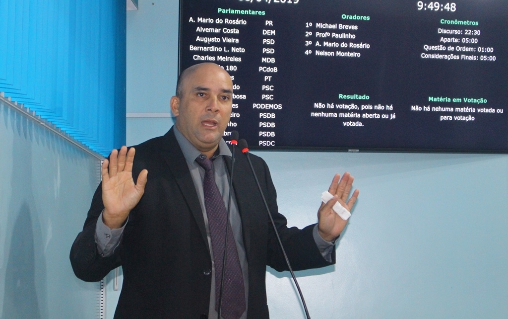 Michelzão solicita cópia de projetos de todas as obras e do sistema viário de Manicoré