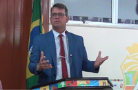 Newton Neto solicita Terraplanagem nas estradas vicinais do Distrito de Democracia