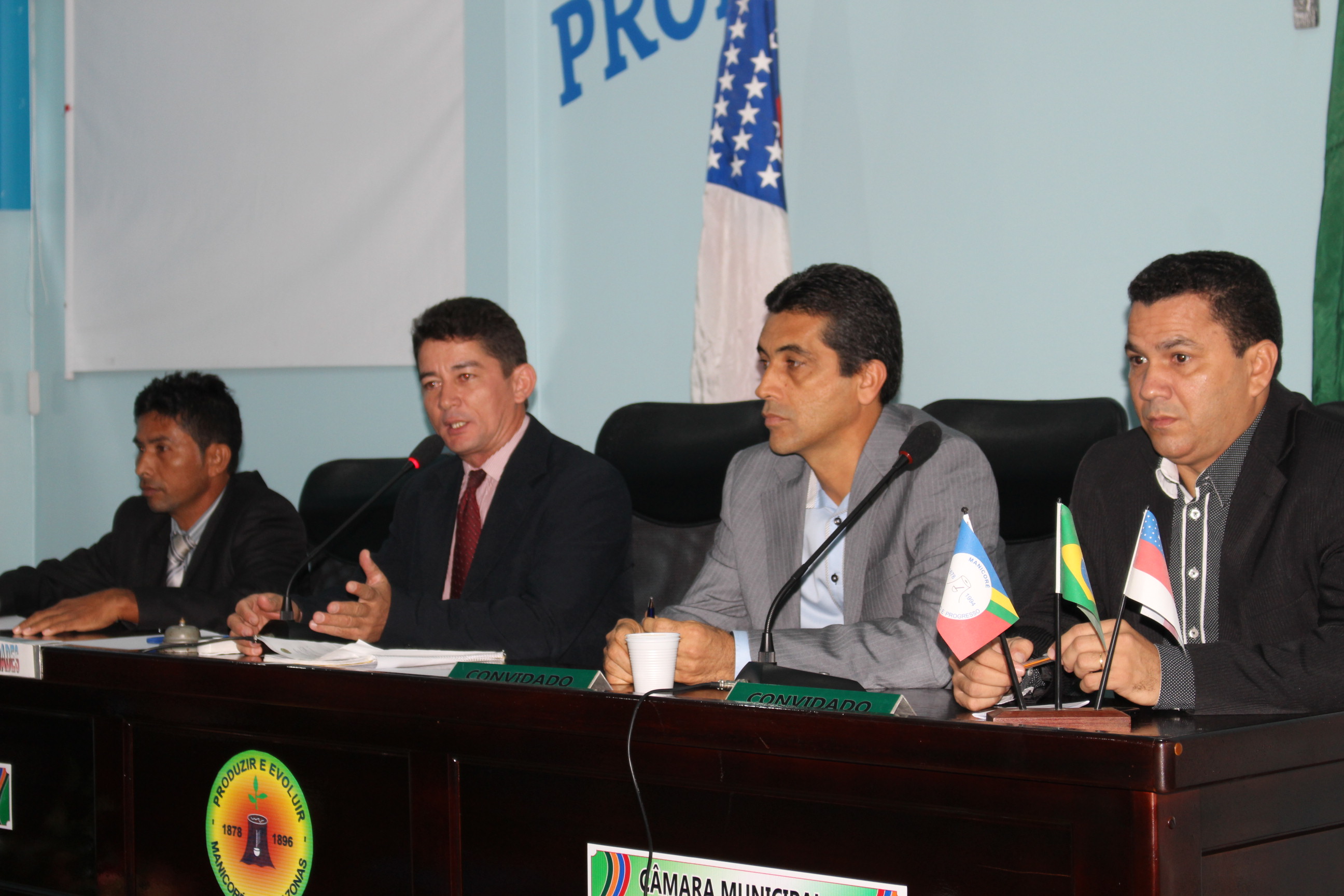 Nova Mesa Diretora da Câmara de Manicoré tomou posse no dia 1º