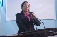 Socorro Abreu propõe dar nome a creche em homenagem a saudosa Profª Carmelita